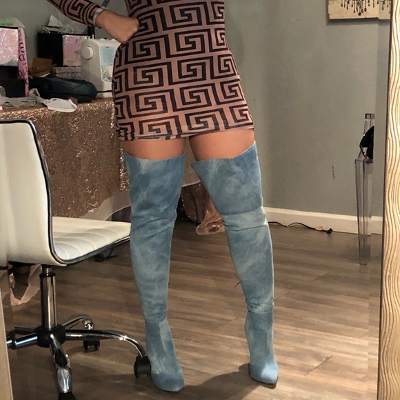 Denim over the knee boots - Picture 3 of 8